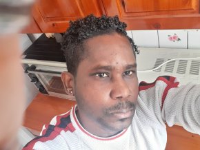 je recherche une femme de Saint Domingue pour une relation sérieuse pour une vie a deux 