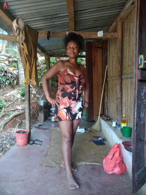 Femme de 49 ans cherche une relation sérieuse et dura