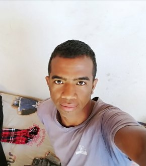 Suis a antsirabe, et je m'appel Niaina, salut